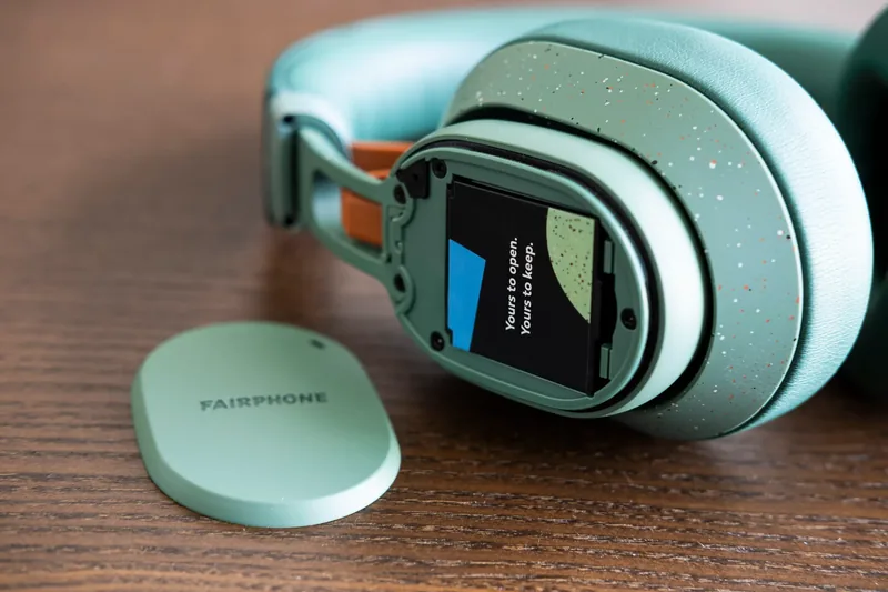 User-replaceable batteries are coming back in a big way