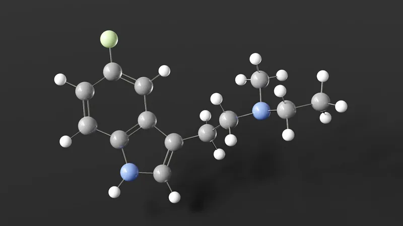 Einstein's relativity rules chemical bonds in heavy elements, new research shows
