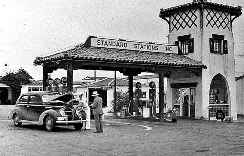 Leaded Gas Was a Known Poison the Day It Was Invented (2016)